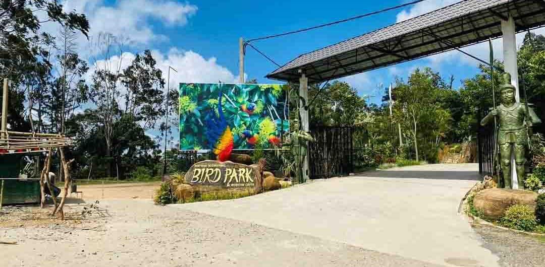 Hanthana International Bird Park & Recreation Center