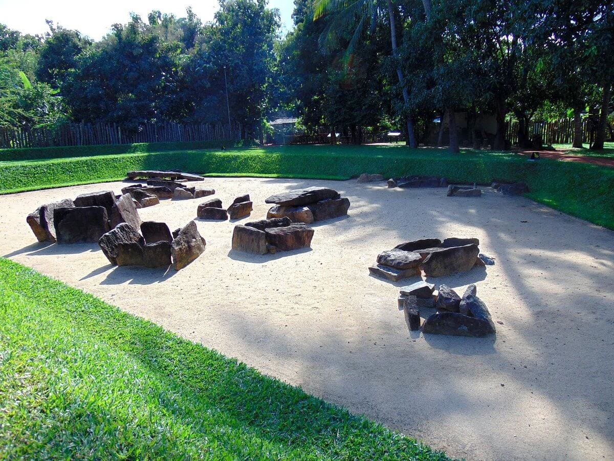 Ibbankatuwa Megalithic Tombs