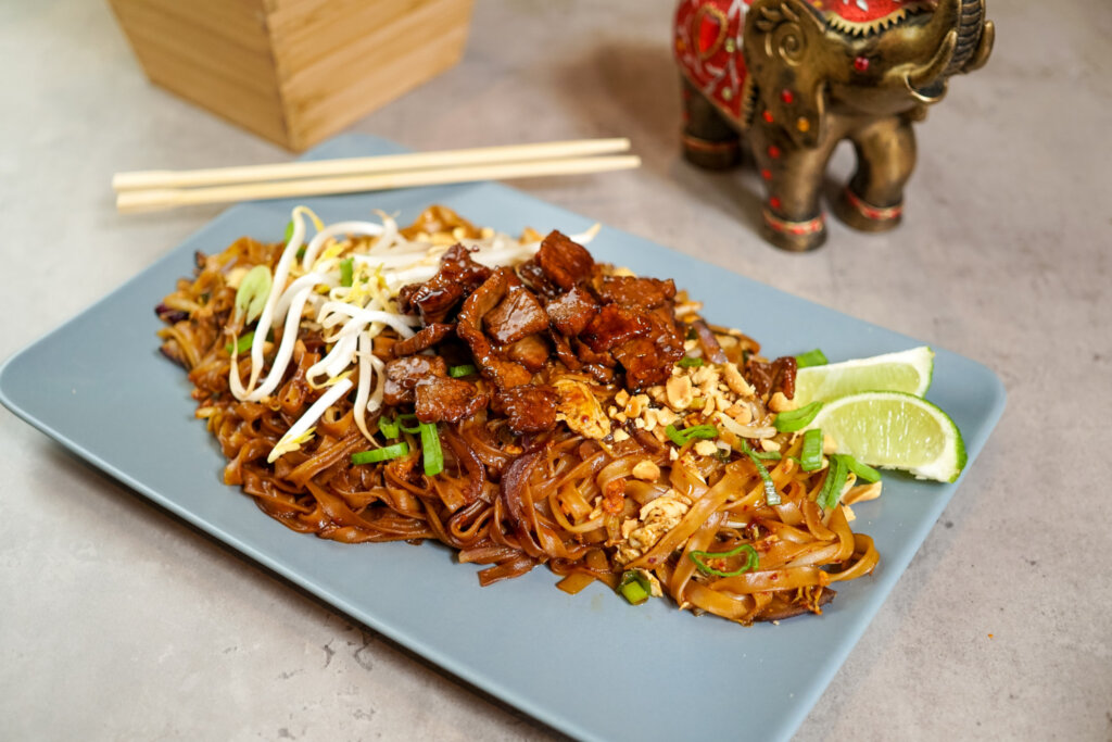 The Story of Kottu Roti: Origins, Culture & Best Places to Try